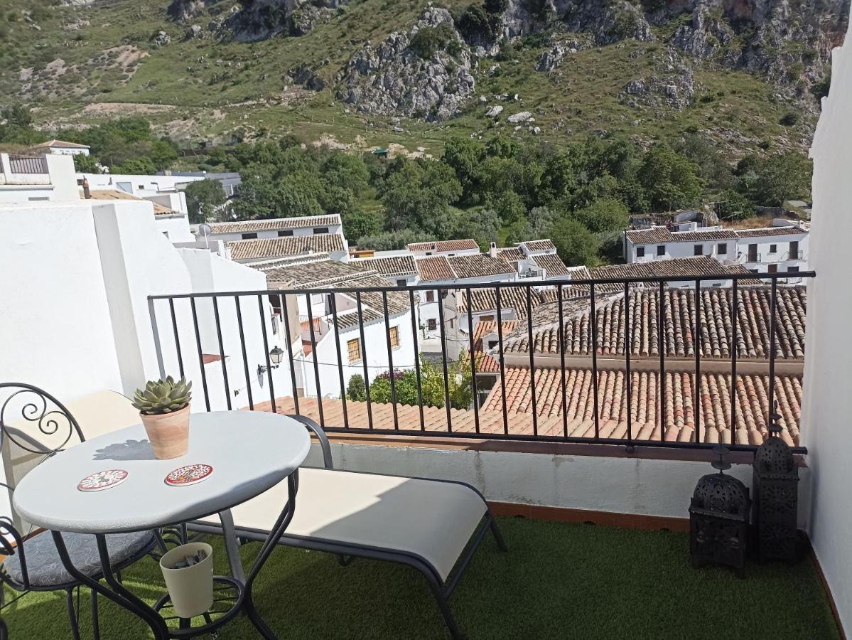 El Hechizo Del Bailon Guest House Zuheros Exterior photo